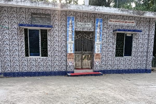 পশ্চিম কানুদাসকাঠী হিলফুল ফুজুল জামে মসজিদ